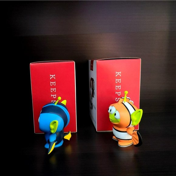Hallmark Keepsake 2022 Lot of 2 Pixar Finding Nemo Alien Remix Surprise Orange & - Picture 3 of 4